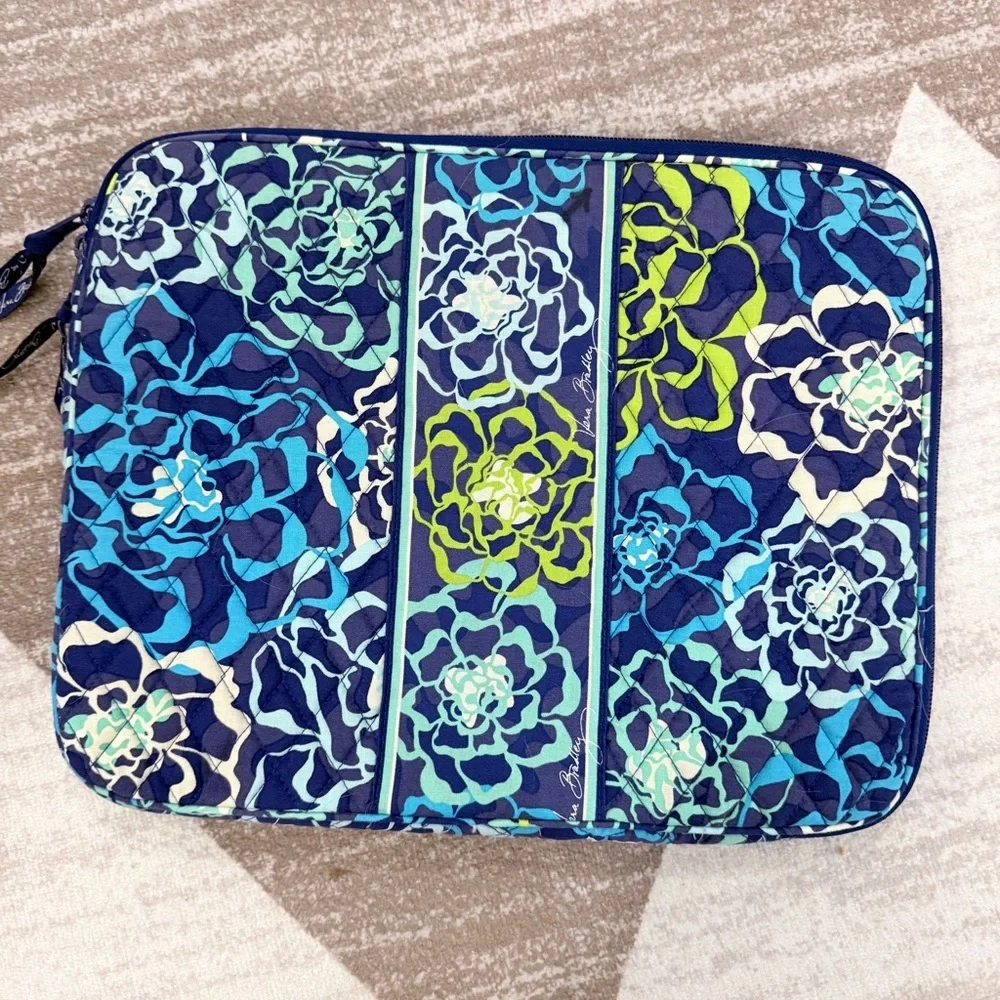 Vera Bradley Quilted Laptop Sleeve Katalina Blues Retired